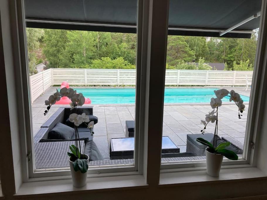 Villa Med Pool Och Bara 600M Till Havet! Троса Екстериор снимка