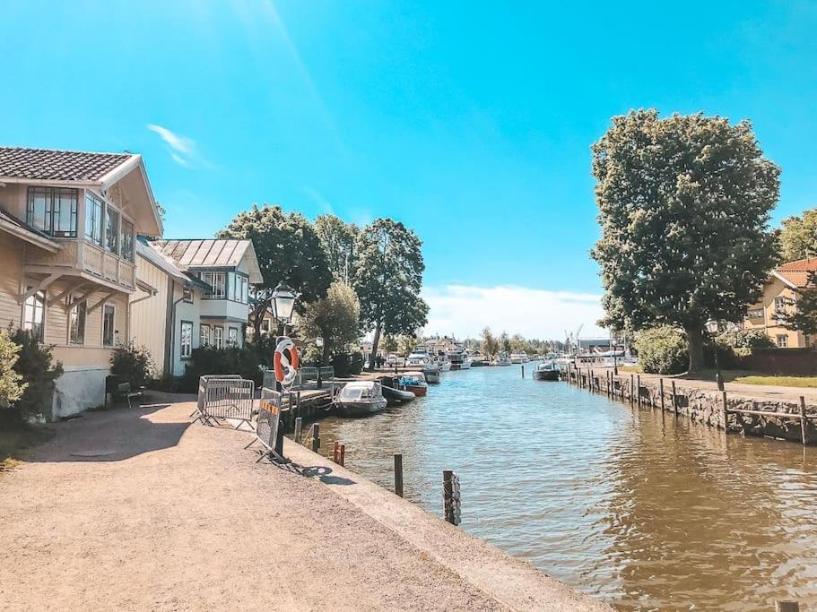 Villa Med Pool Och Bara 600M Till Havet! Троса Екстериор снимка